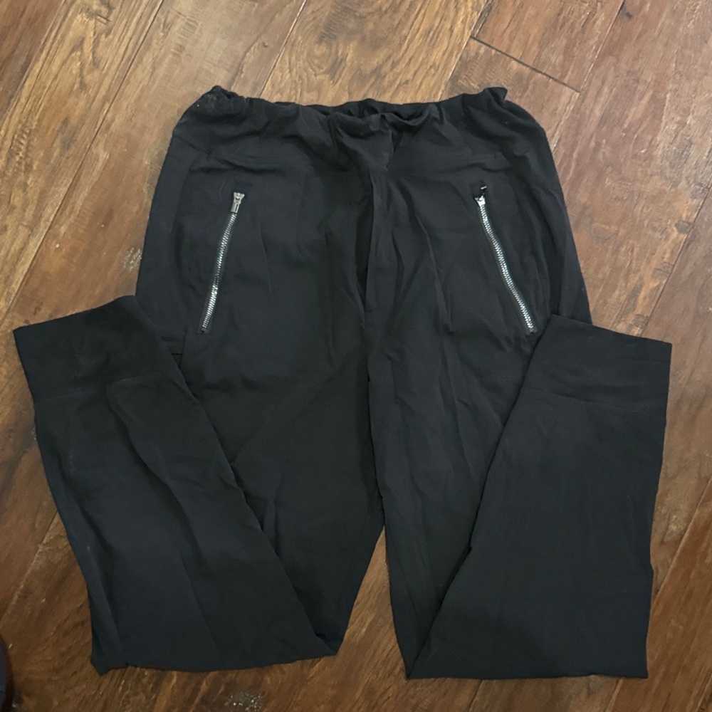 Women size 8 black athlete joggers w